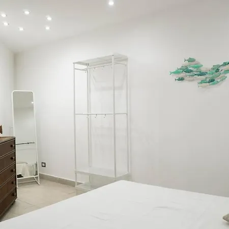 Modern Plemmirio With Private Access Villa