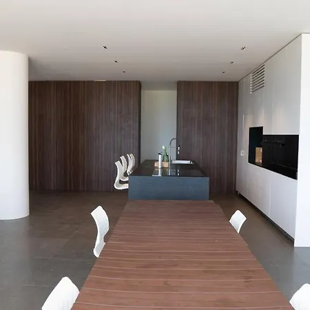 Modern Plemmirio With Private Access Villa